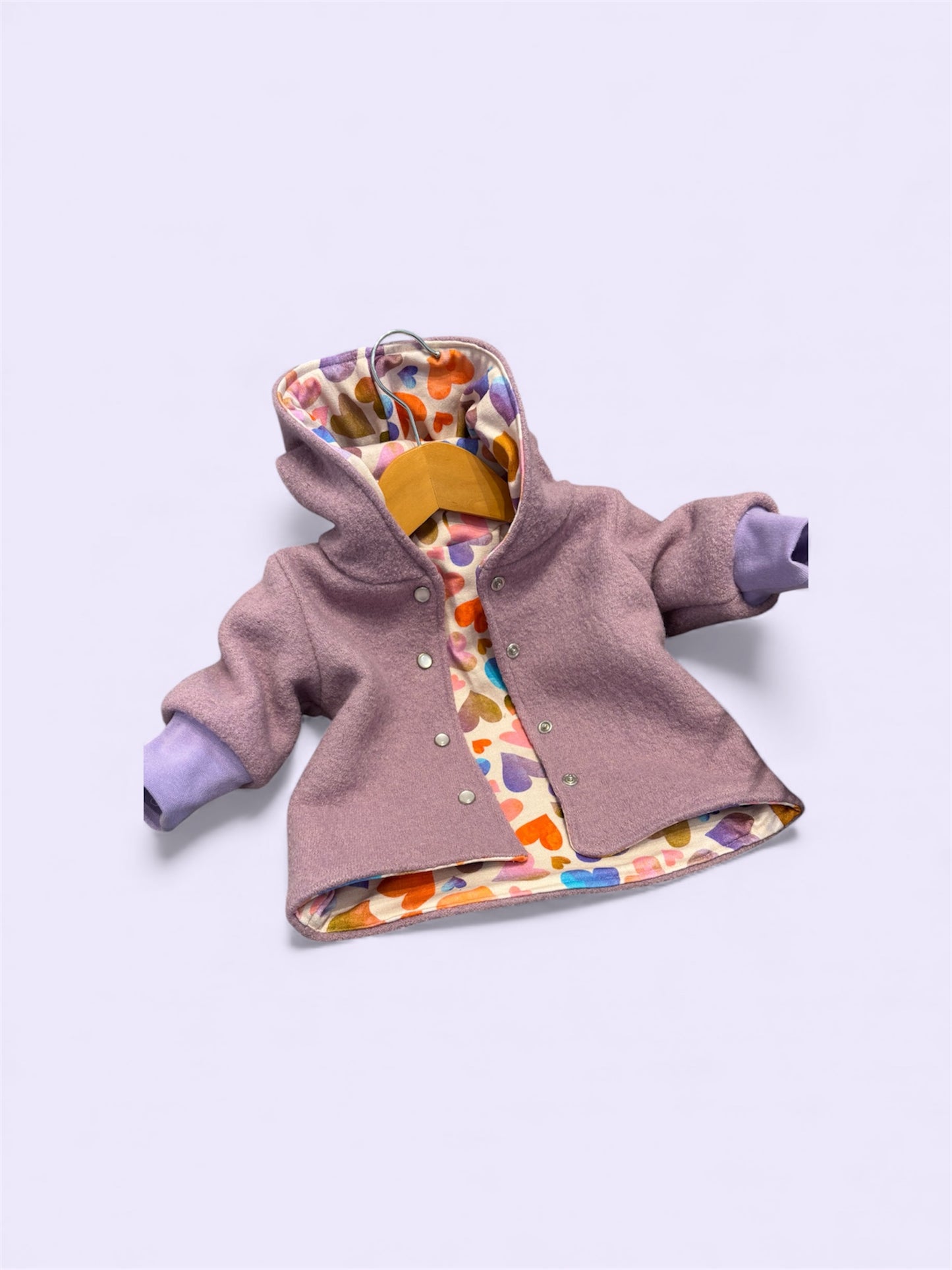 Walkjacke-Flieder/ bunte Herzen