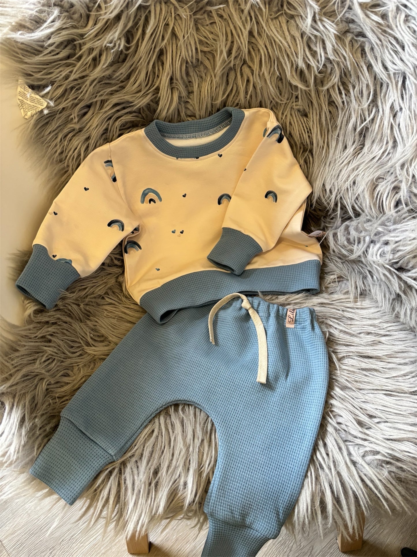 Biobaumwolle Oversizepulli- Regenbogen/Blau